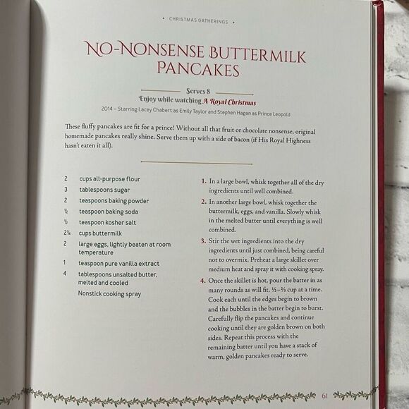 The Cozy Christmas Movie Cookbook Mouthwatering Food to Enjoy by Holly Carpenter - Picture 6 of 15